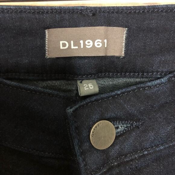 DL1961 Emma Skinny Jeans in Nicholson - Picture 4 of 6